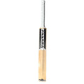 Detailed spine shot of PNARRA Middler Cricket Bat with smooth finish