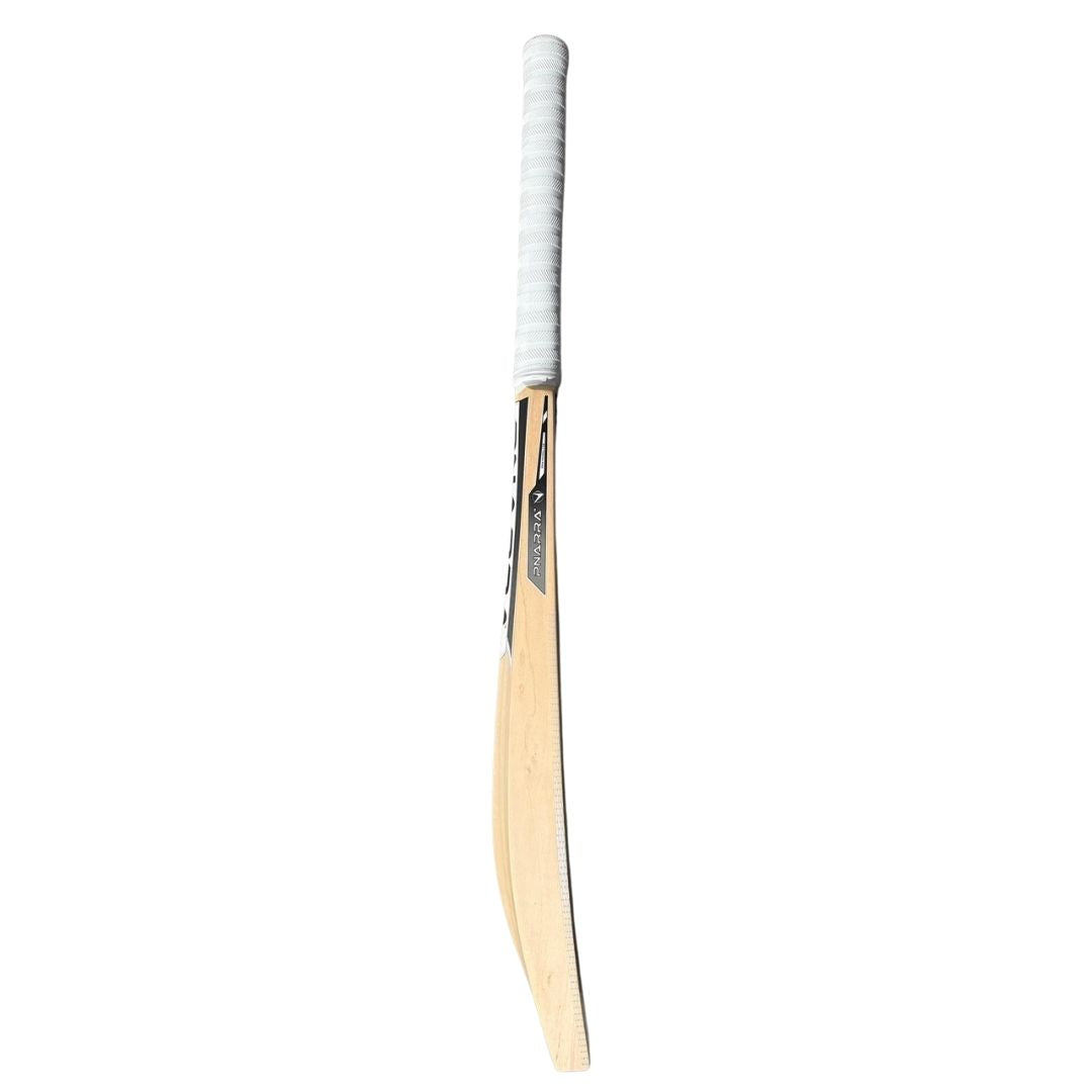 Side profile of PNARRA Middler Cricket Bat showcasing bat thickness