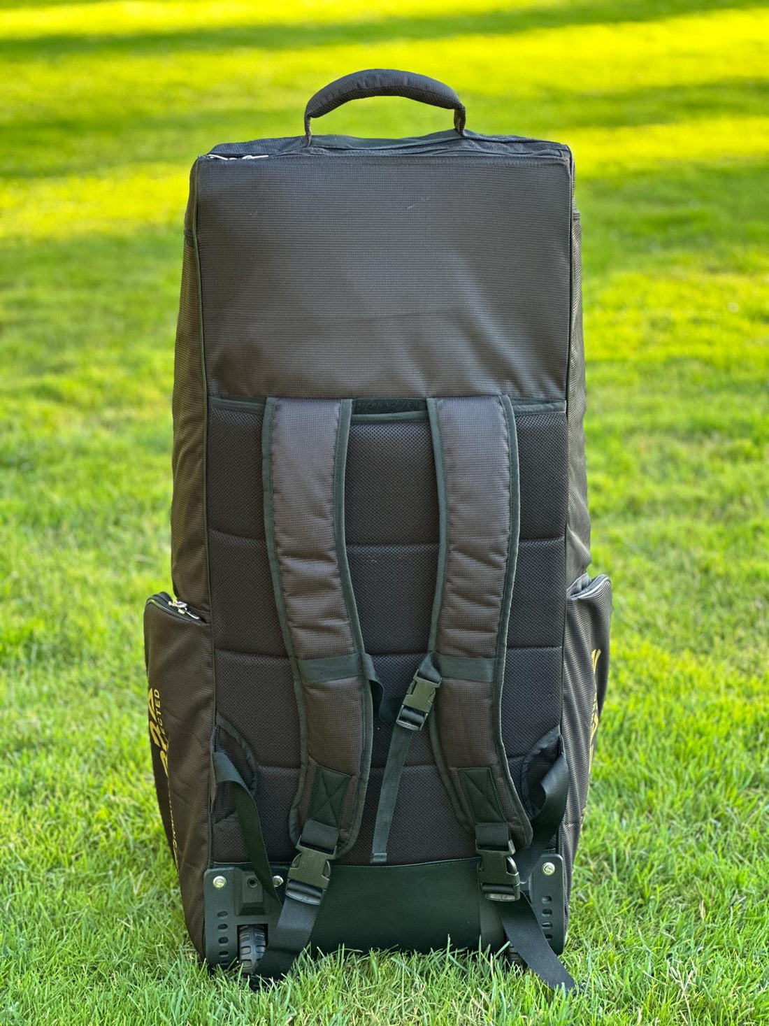 PNARRA Cricket Kit Bag – Duffle with Wheels